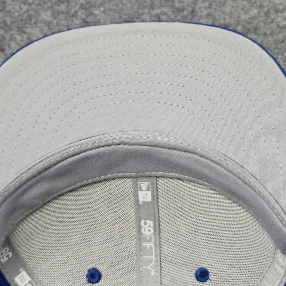 Chicago Cubs New Era Fitted Hat 7 1/2 Blue MLB 59FIFTY Authentic Performance Cap